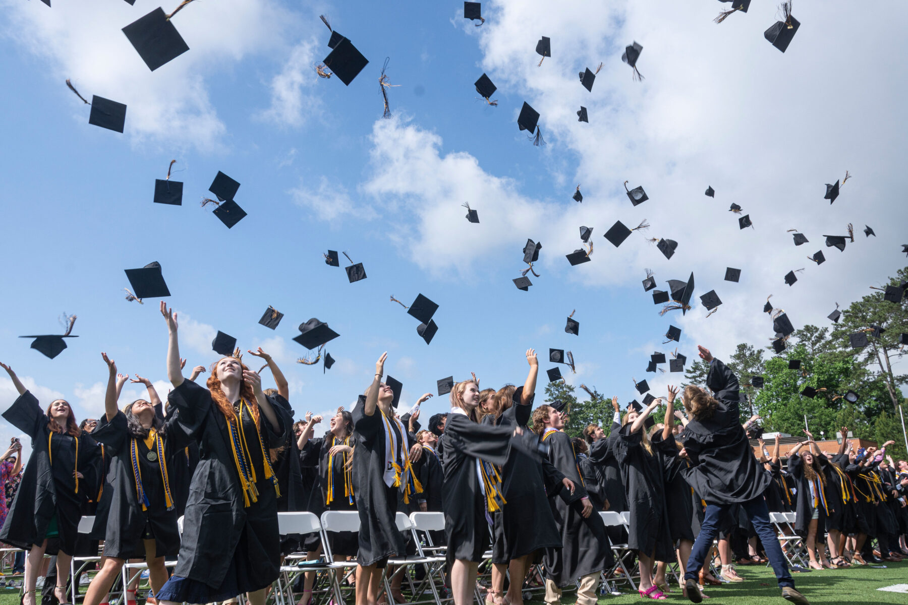 THE MOUNT VERNON SCHOOL GRADUATES THE LARGEST CLASS IN 50 YEAR HISTORY ...